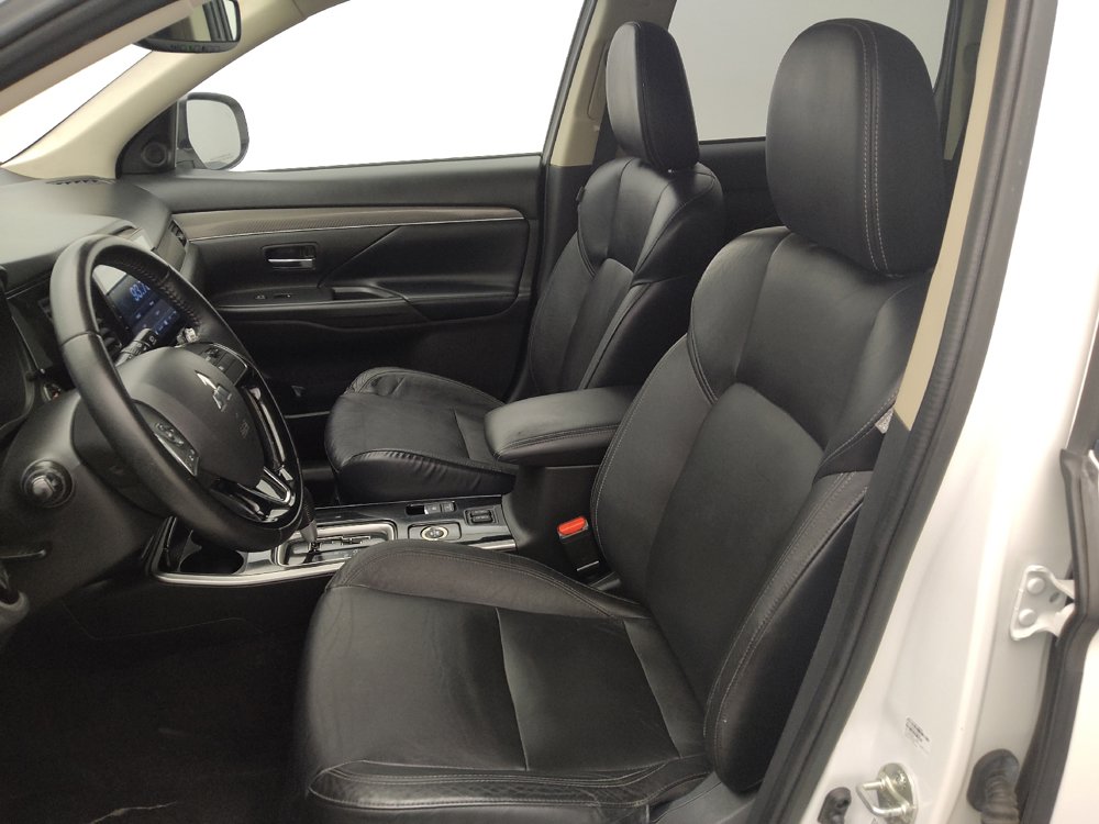Used 2020 Mitsubishi Outlander SEL AWD/4WD image 17