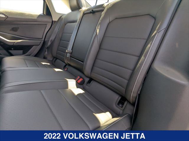 Used 2022 Volkswagen Jetta SE image 21