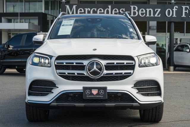 Used 2023 Mercedes-Benz GLS 450 4MATIC image 2