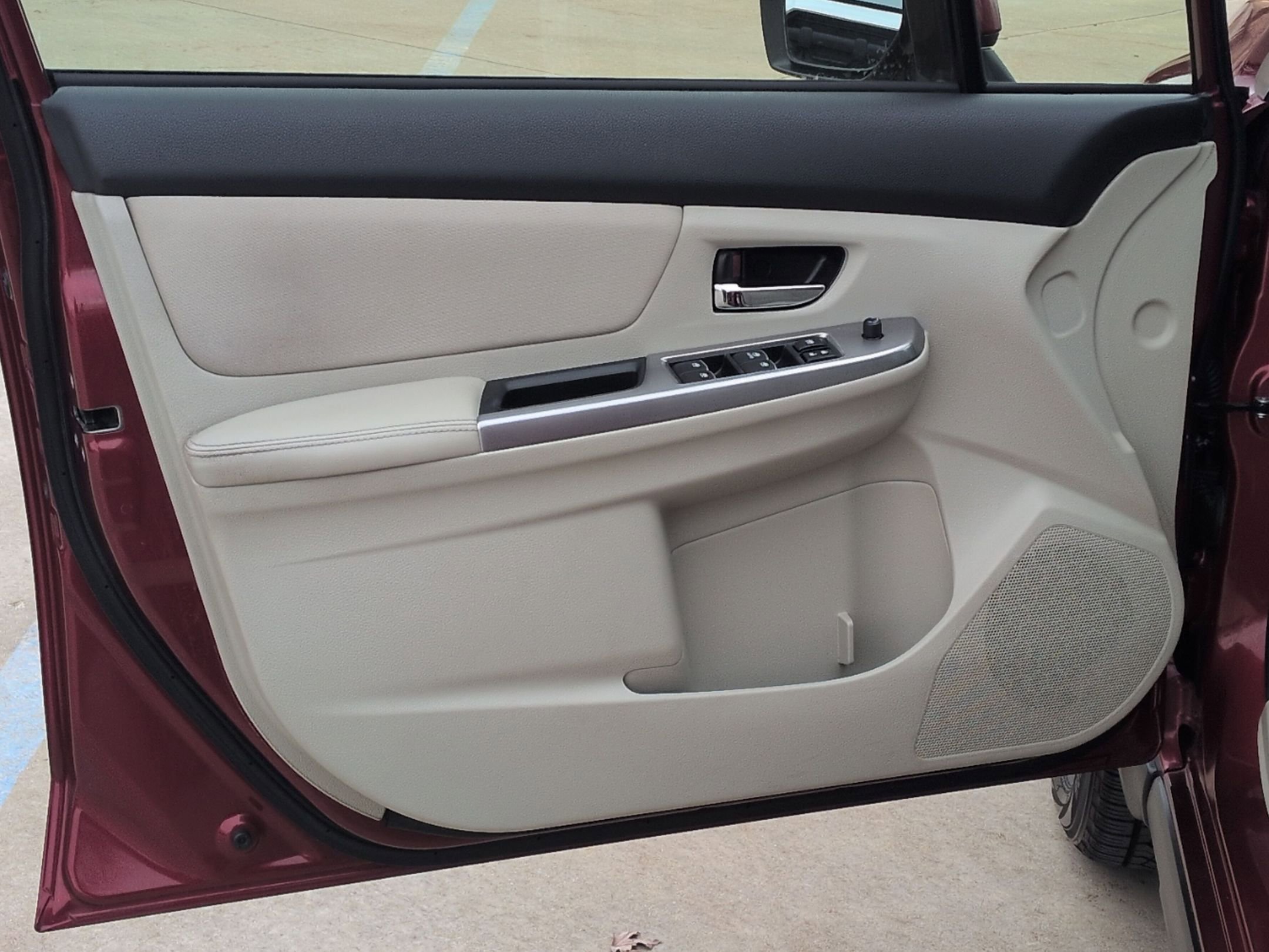 Used 2015 Subaru Crosstrek 2.0i Premium w/ Moonroof Package image 13