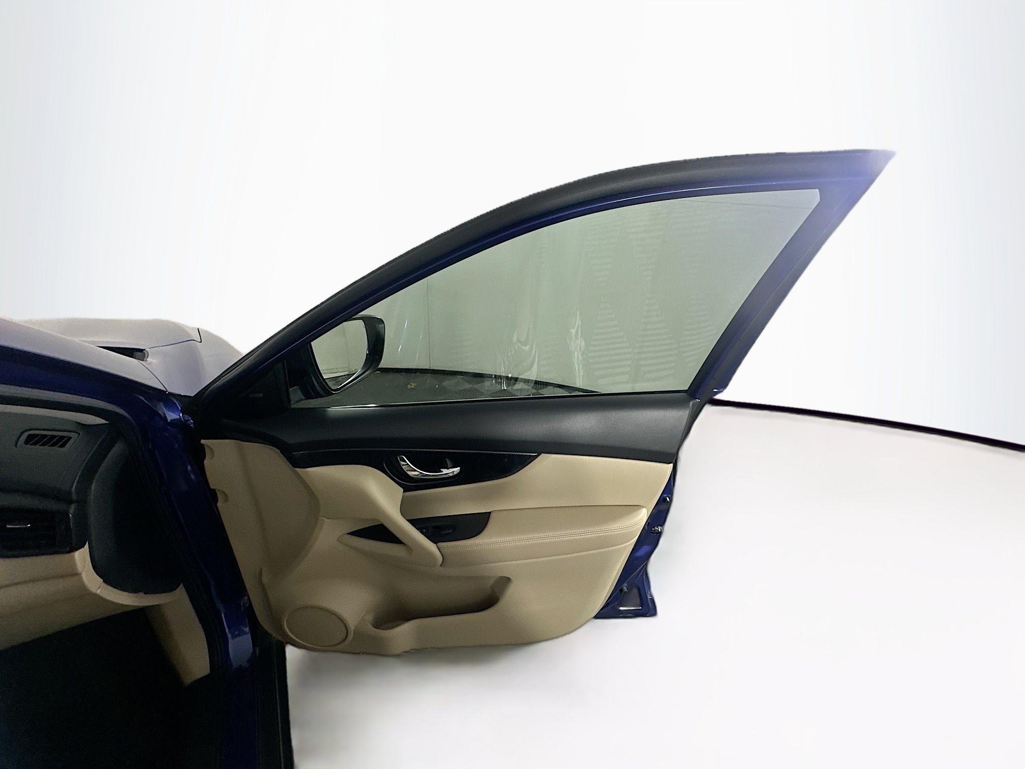 Used 2017 Nissan Rogue SL FWD image 32