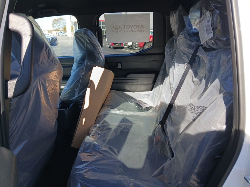 New 2025 Toyota Tacoma SR5 image 7