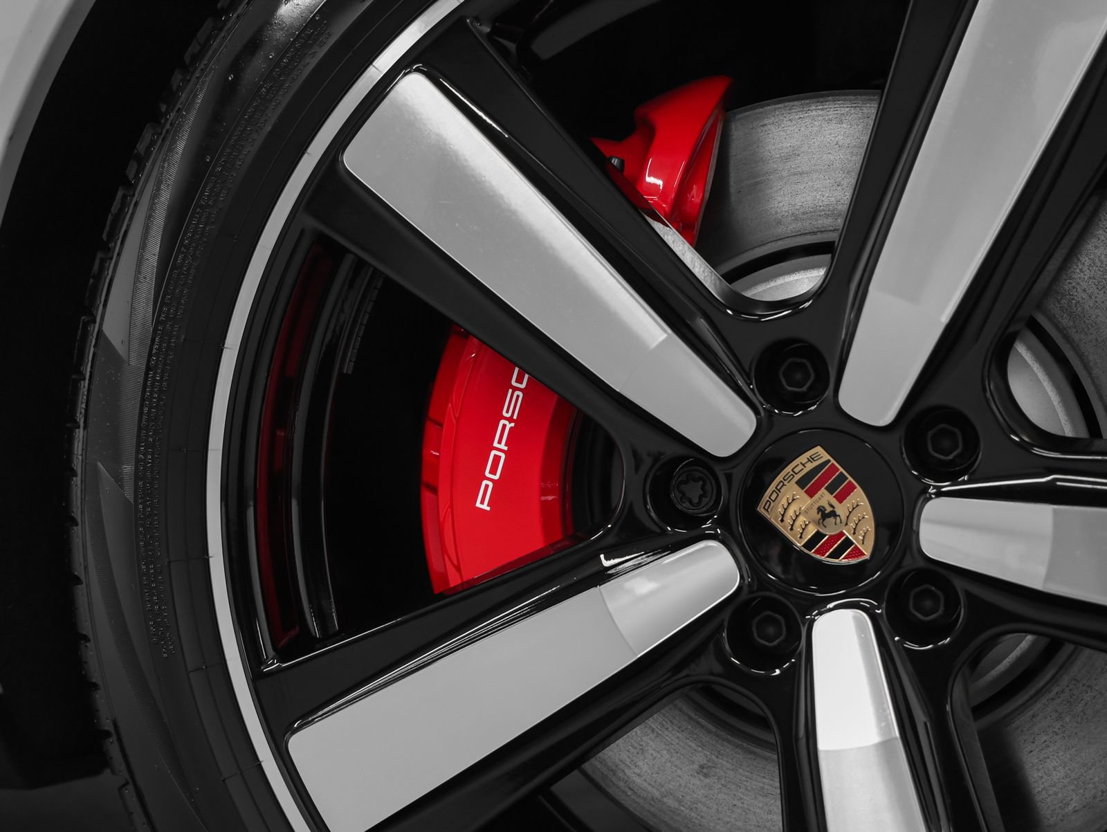 New 2026 Porsche Cayenne S AWD/4WD image 18