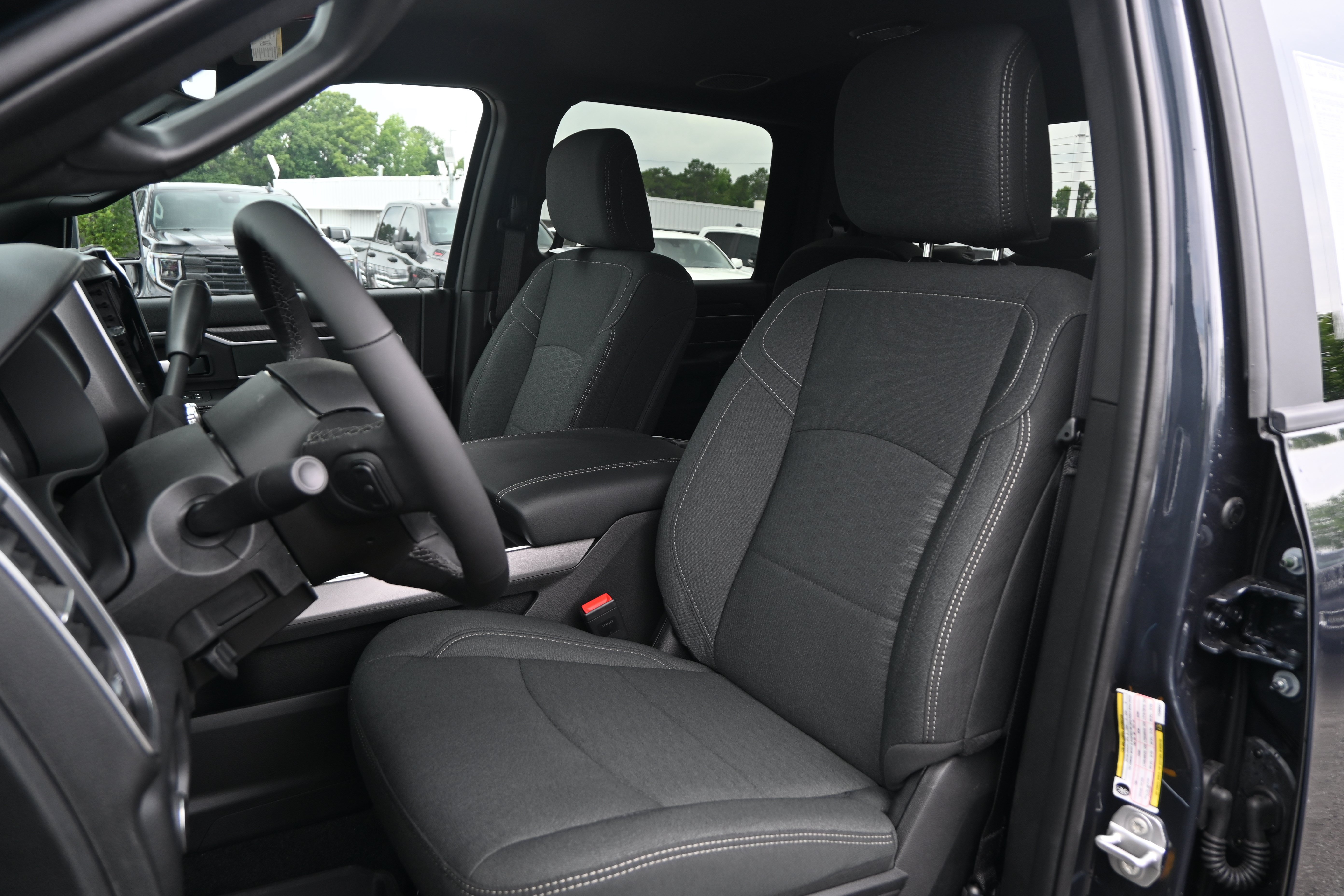 New 2026 RAM 2500 Big Horn AWD/4WD image 16