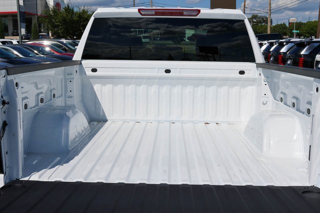 New 2026 GMC Sierra 1500 Pro w/ Graphite Edition image 7