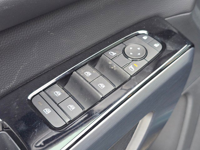 New 2026 Nissan Pathfinder SL image 28