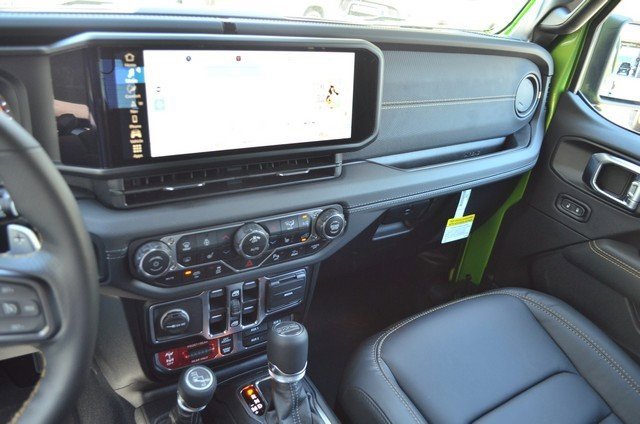 New 2025 Jeep Wrangler Unlimited Rubicon 392 image 23