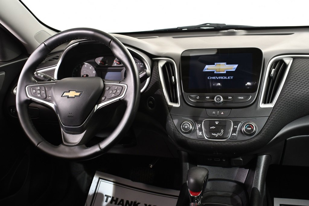 Used 2023 Chevrolet Malibu RS image 8