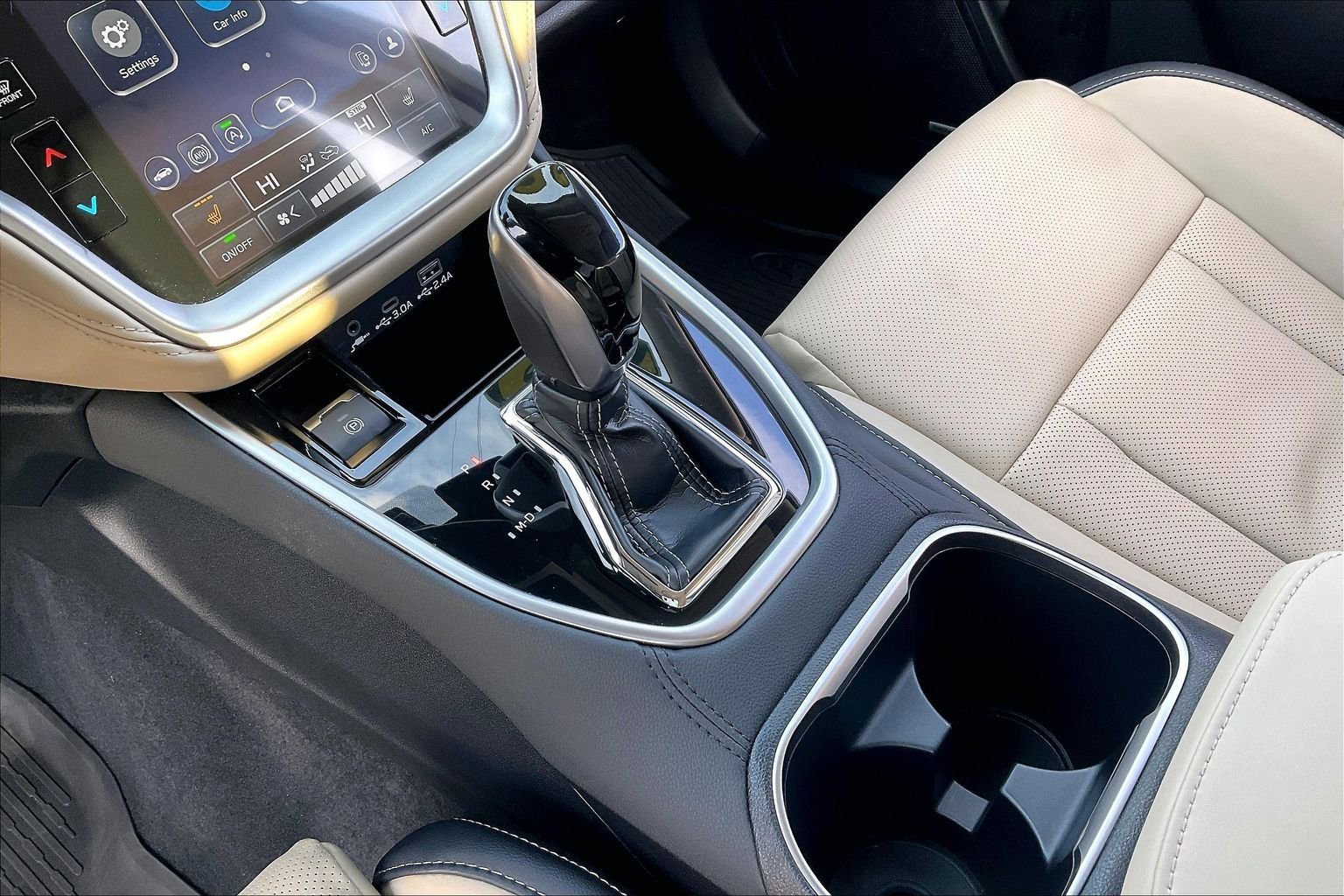 Certified 2025 Subaru Outback Limited image 13