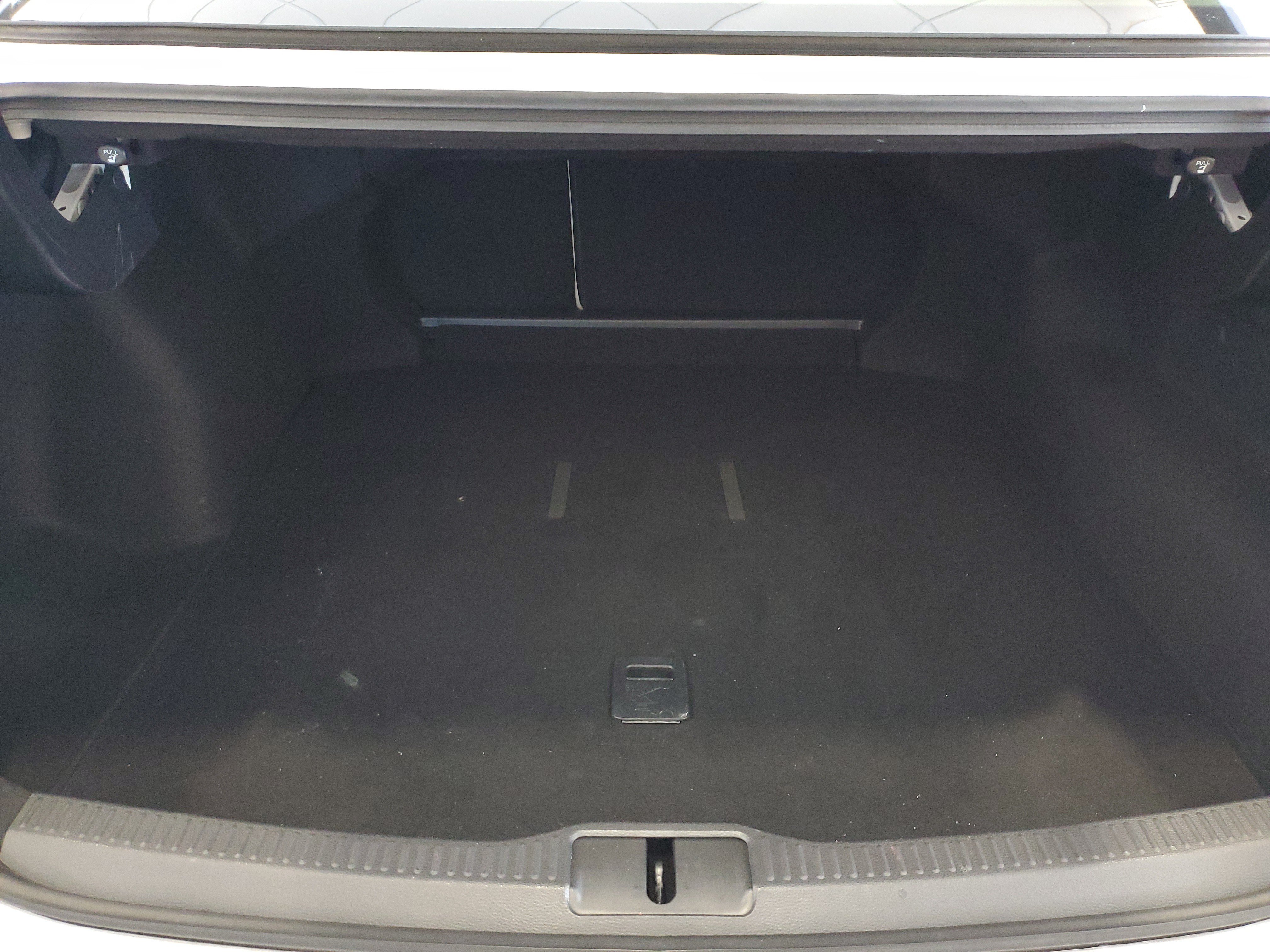 Certified 2024 Toyota Crown AWD/4WD image 9