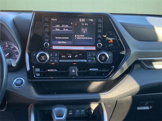 Used 2022 Toyota Highlander XSE image 23