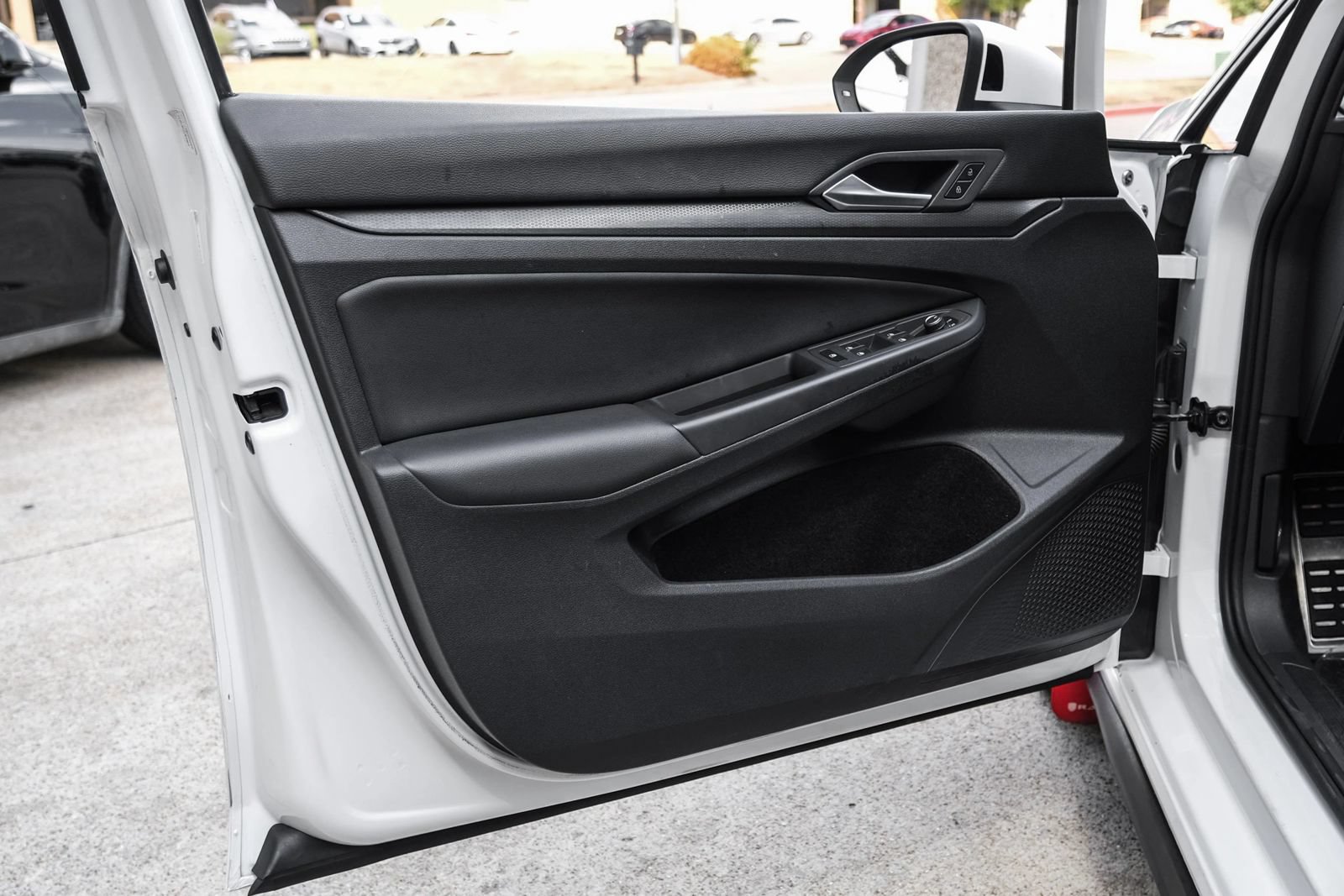 Used 2022 Volkswagen GTI Autobahn FWD image 41