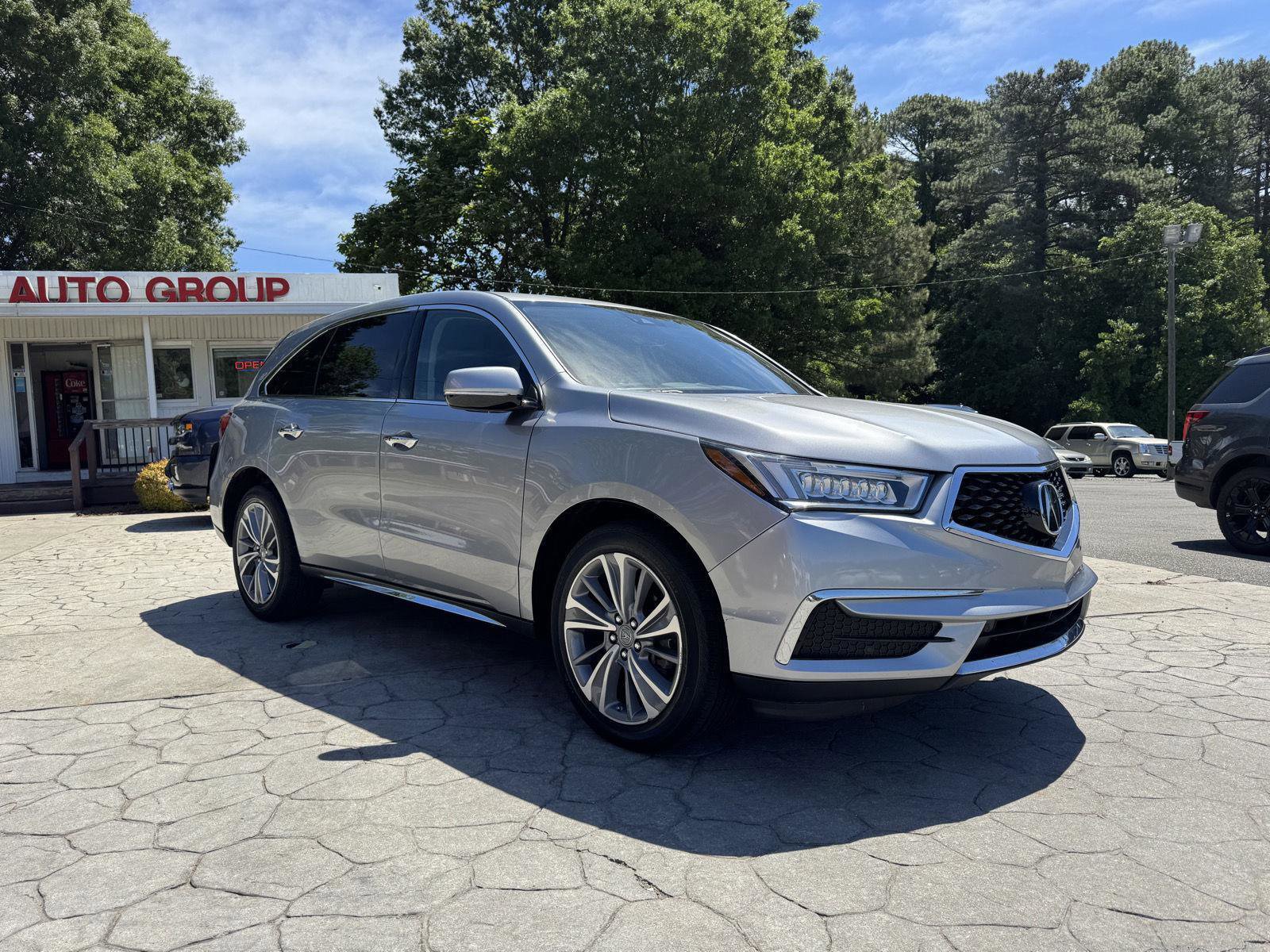 Used 2017 Acura MDX SH-AWD w/ Technology Package image 1