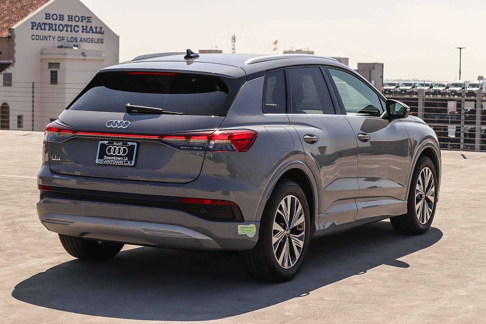 Used 2023 Audi Q4 e-tron Premium w/ Convenience Package RWD image 4
