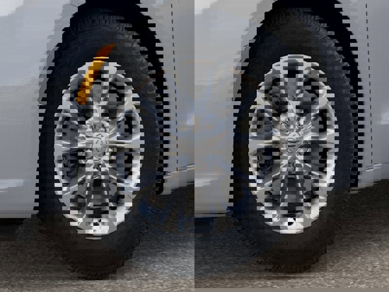 New 2026 Chrysler Pacifica Select image 4