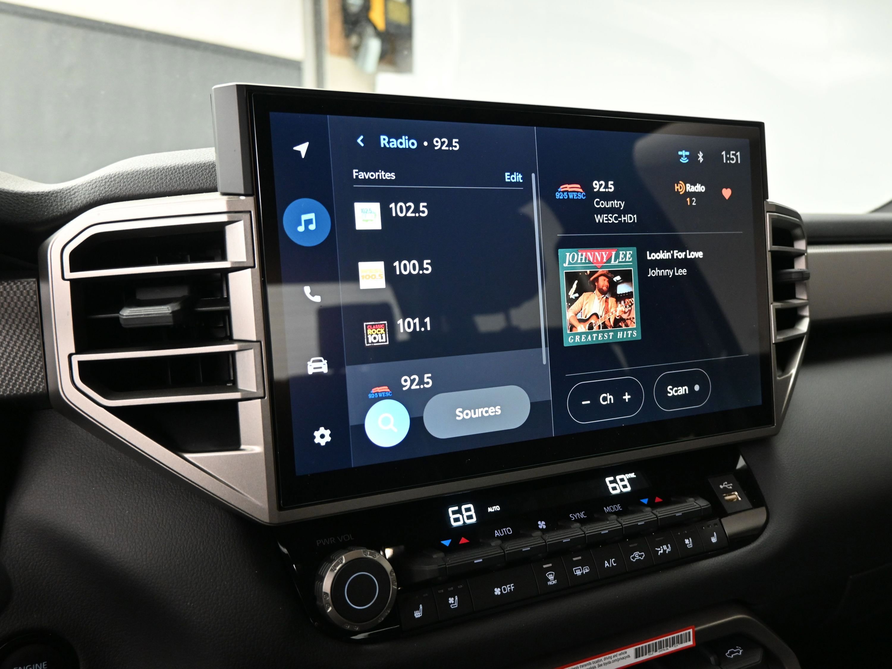 Used 2026 Toyota Tundra Limited image 12