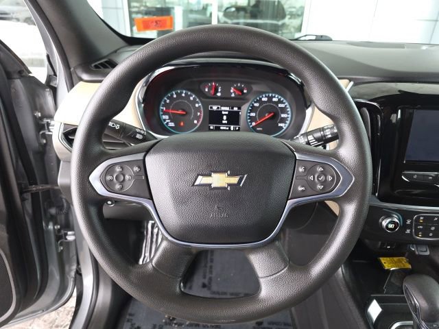 Used 2023 Chevrolet Traverse LS image 26