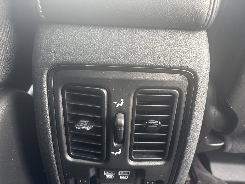 Used 2018 Jeep Grand Cherokee High Altitude image 31