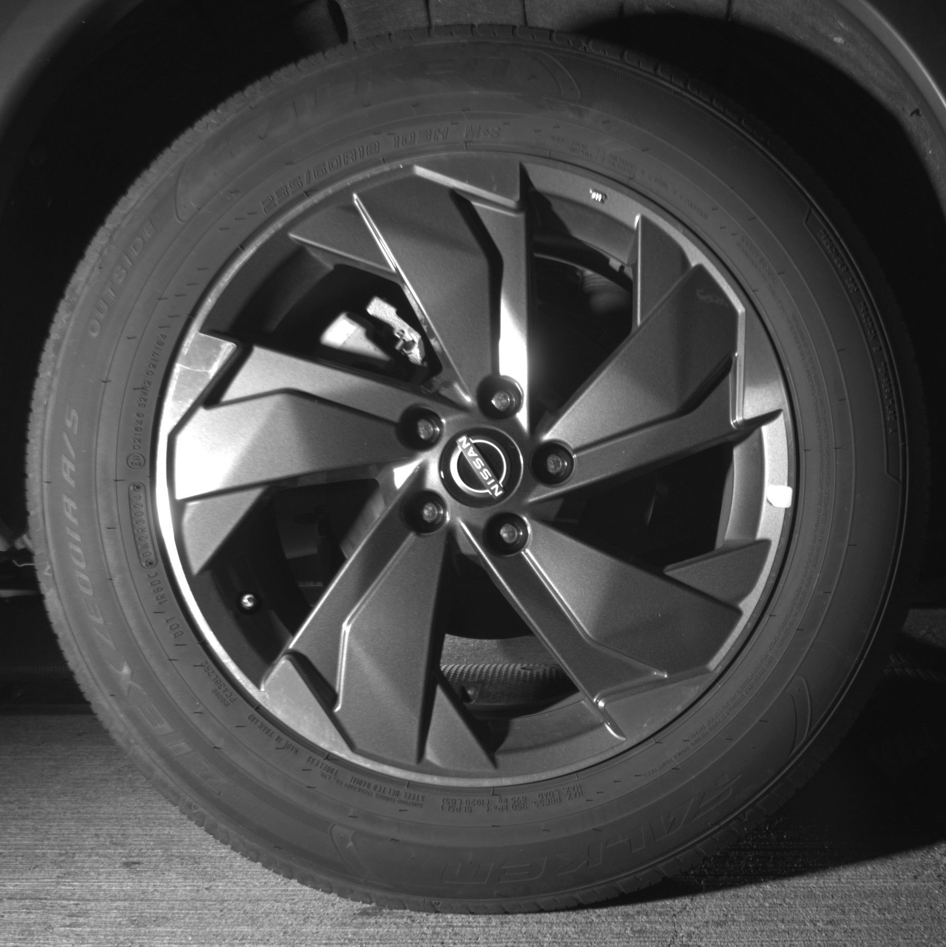 Used 2025 Nissan Rogue SV image 15