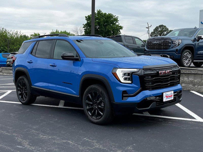 New 2026 GMC Terrain Elevation w/ Black Edition video 2