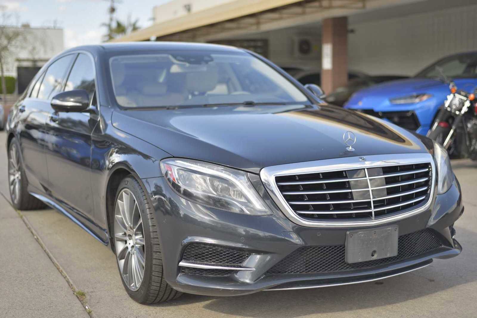 Used 2016 Mercedes-Benz S 550 Sedan w/ Sport Package w/ Sport Package image 2