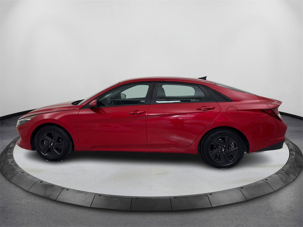 Used 2021 Hyundai Elantra SEL image 8