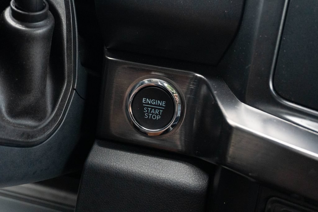 Used 2026 Ford F350 Lariat w/ Tremor Off-Road Package AWD/4WD image 35