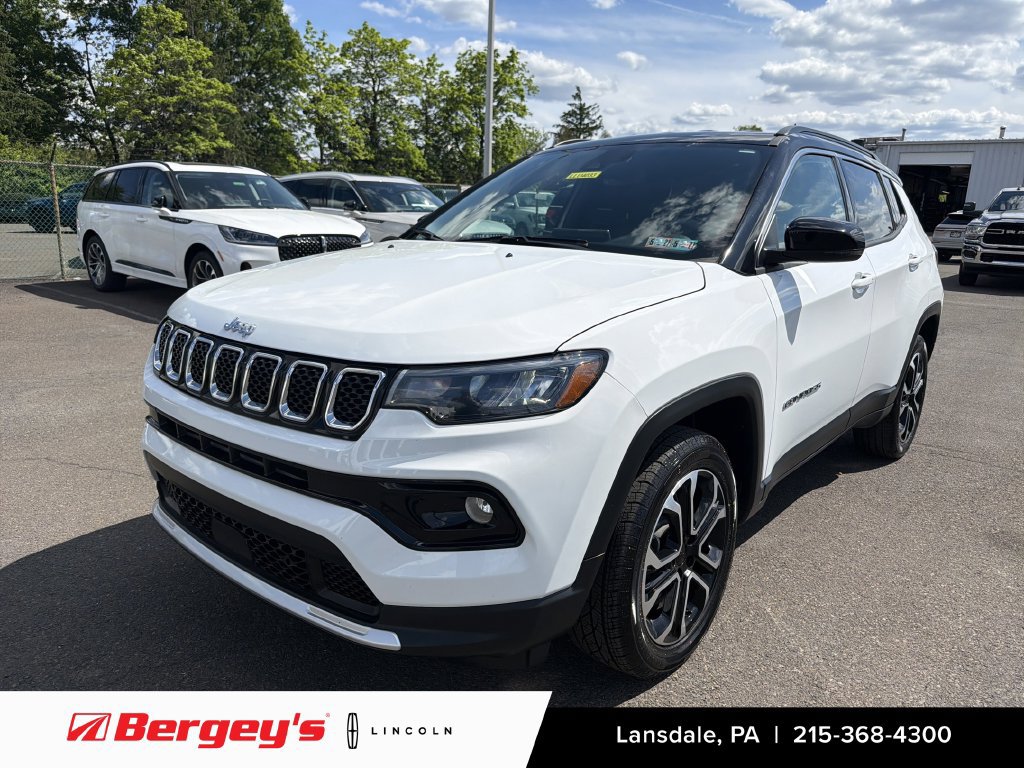 Used 2023 Jeep Compass Limited AWD/4WD image 1