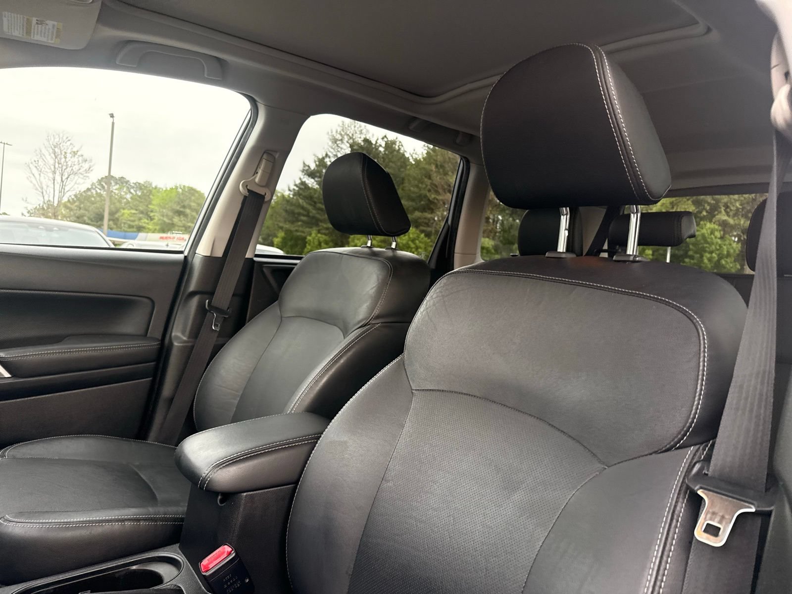 Used 2016 Subaru Forester 2.5i Limited AWD/4WD image 16