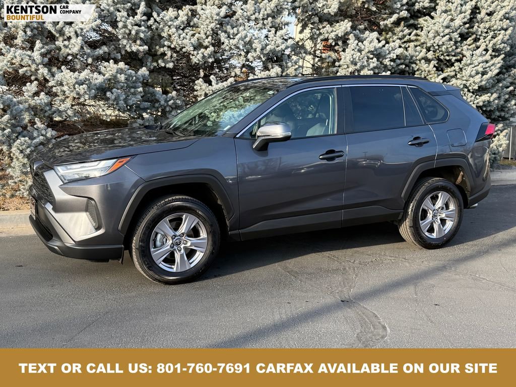 Used 2025 Toyota RAV4 XLE image 1