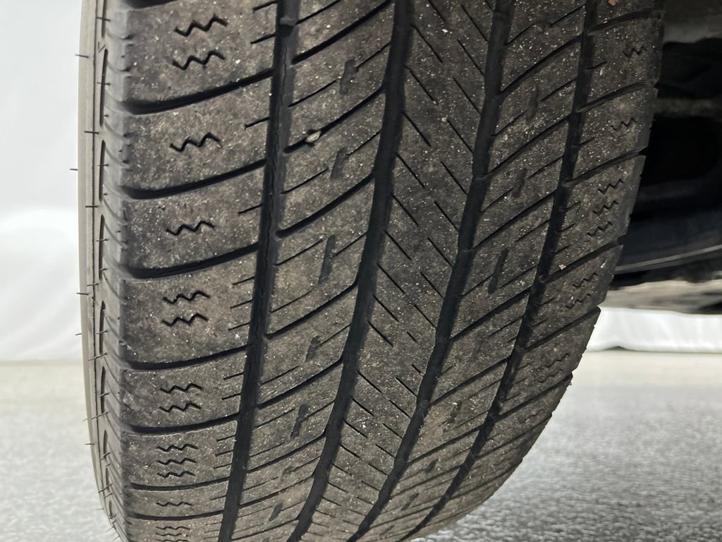 Used 2021 Kia Sorento EX image 28