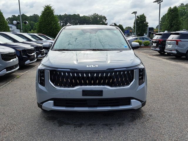 New 2026 Kia Carnival EX FWD image 2