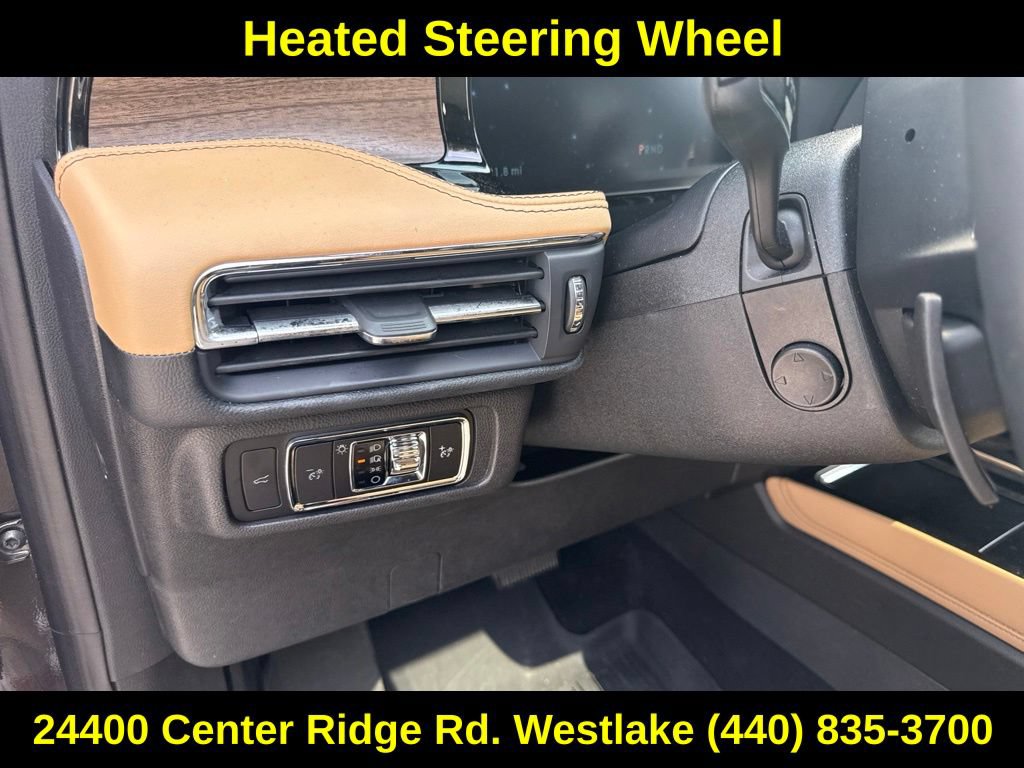 Used 2023 Lincoln Corsair Reserve w/ Equipment Group 201A AWD/4WD image 19