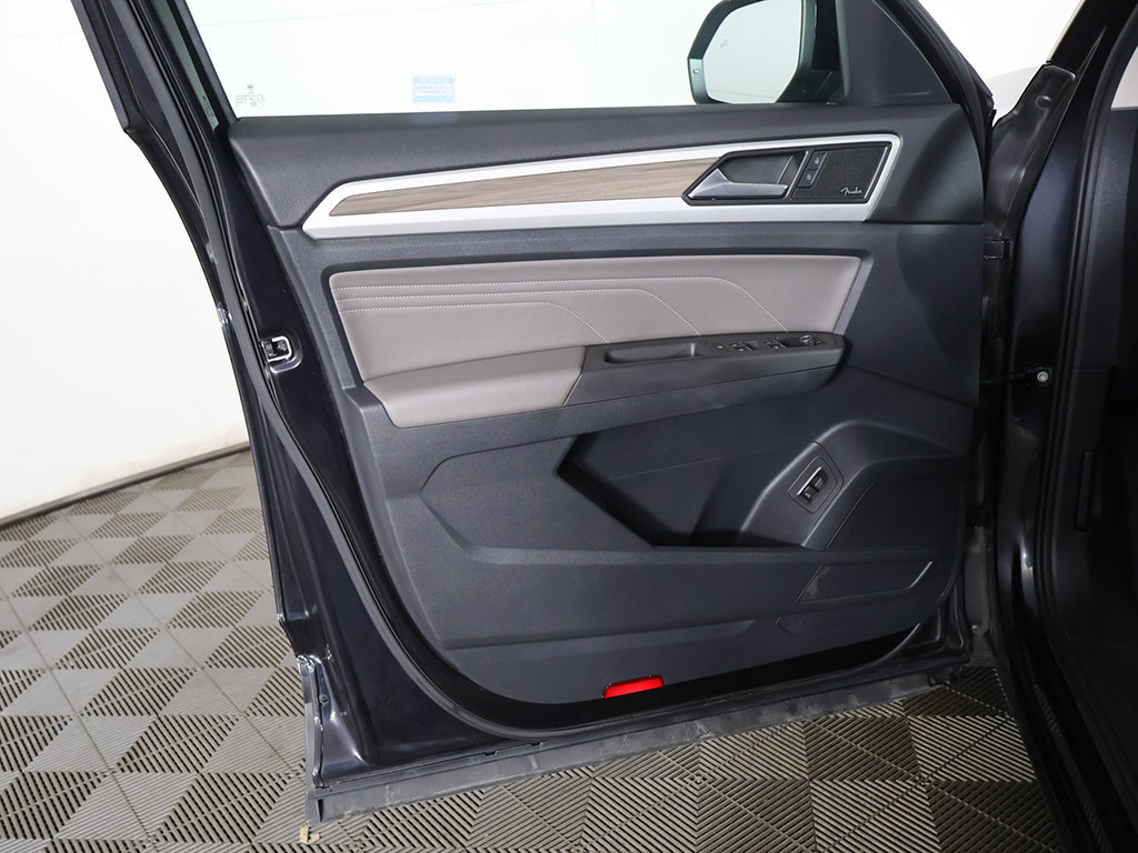 Used 2022 Volkswagen Atlas SEL AWD/4WD image 26