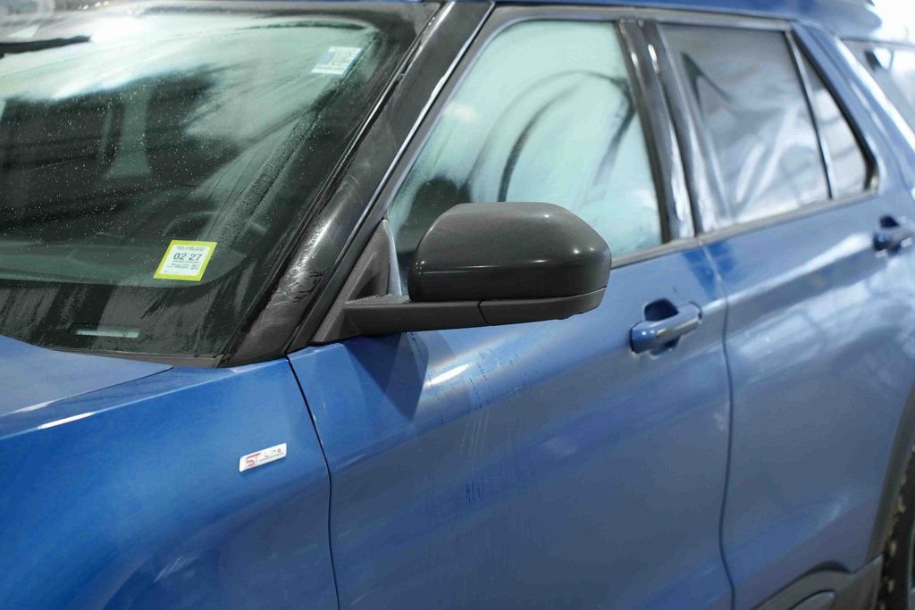 Used 2023 Ford Explorer ST-Line image 10