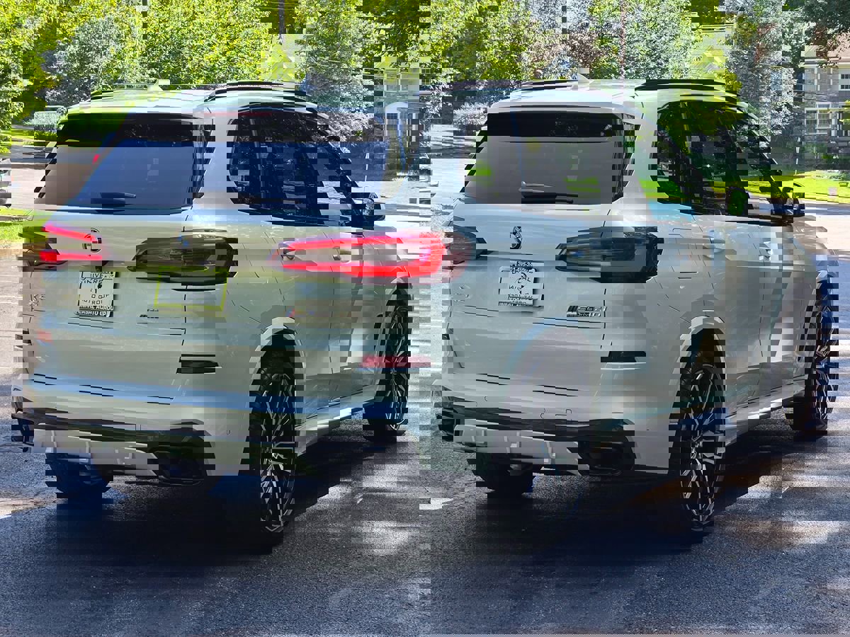 Used 2021 BMW X5 sDrive40i w/ M Sport Package image 6