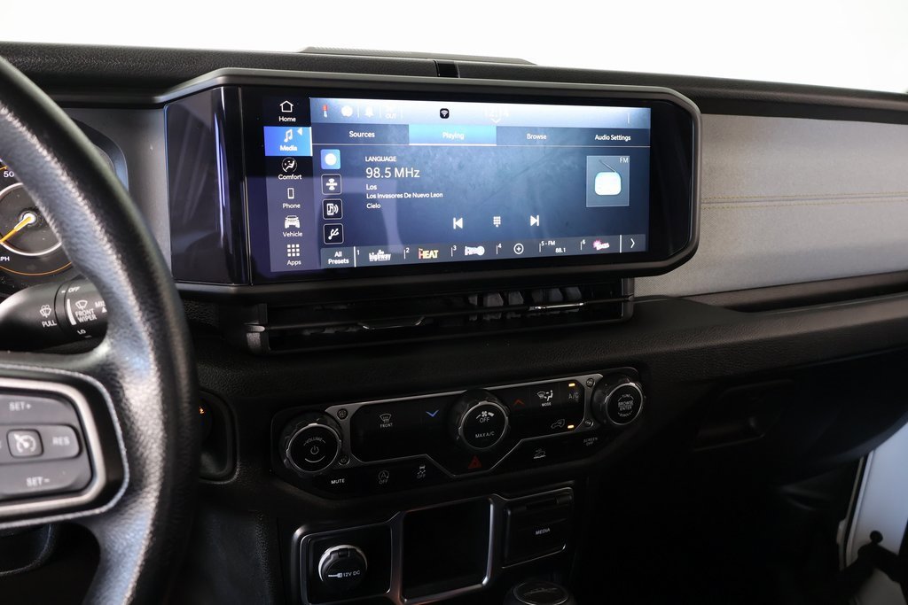 Used 2024 Jeep Gladiator Sport image 5