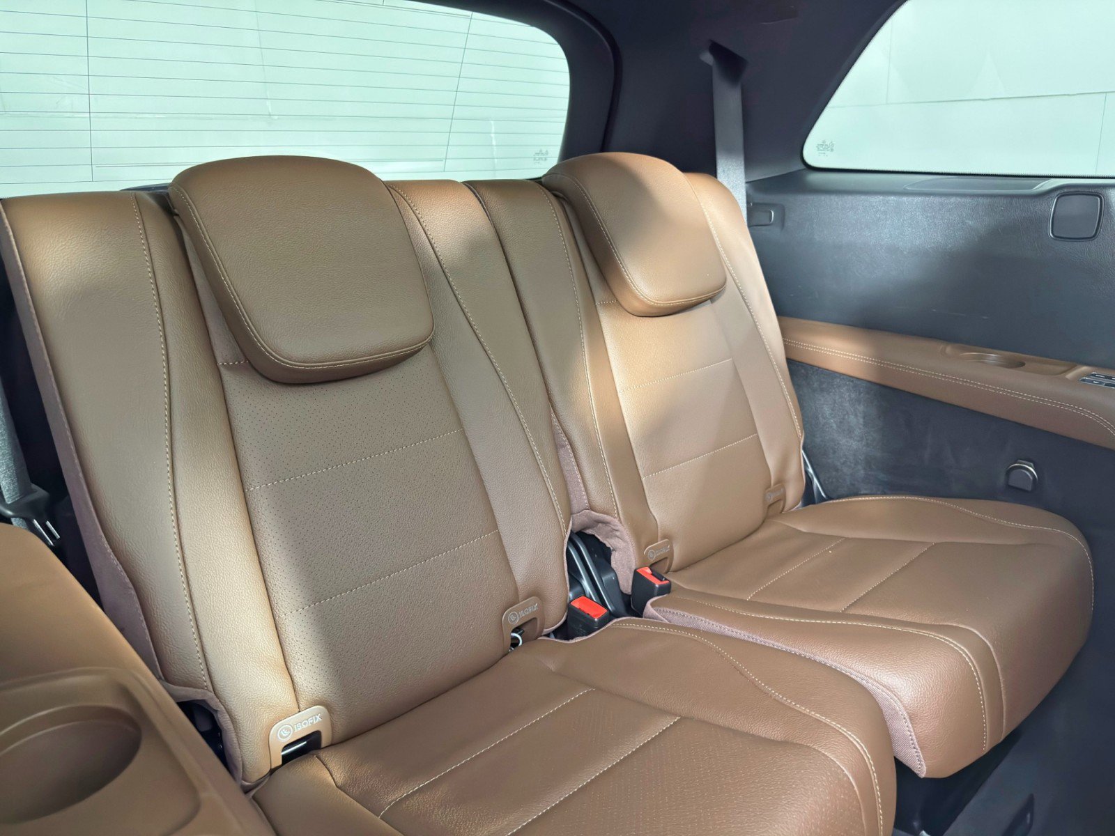 Used 2024 Mercedes-Benz GLS 450 4MATIC image 45