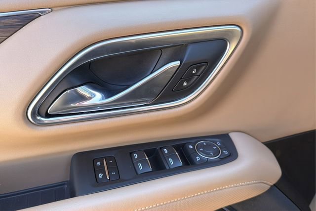 Used 2021 Chevrolet Tahoe Premier w/ Premium Package image 36