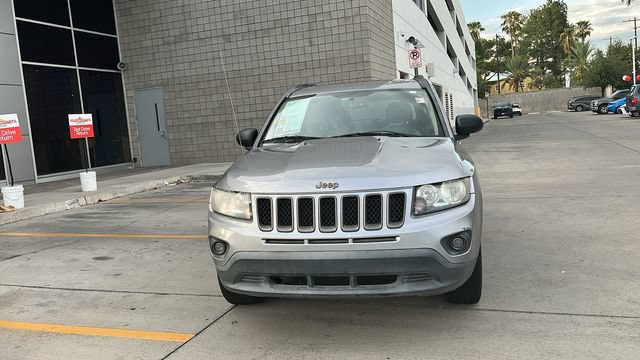 Used 2016 Jeep Compass 75th Anniversary w/ Power Value Group FWD image 2