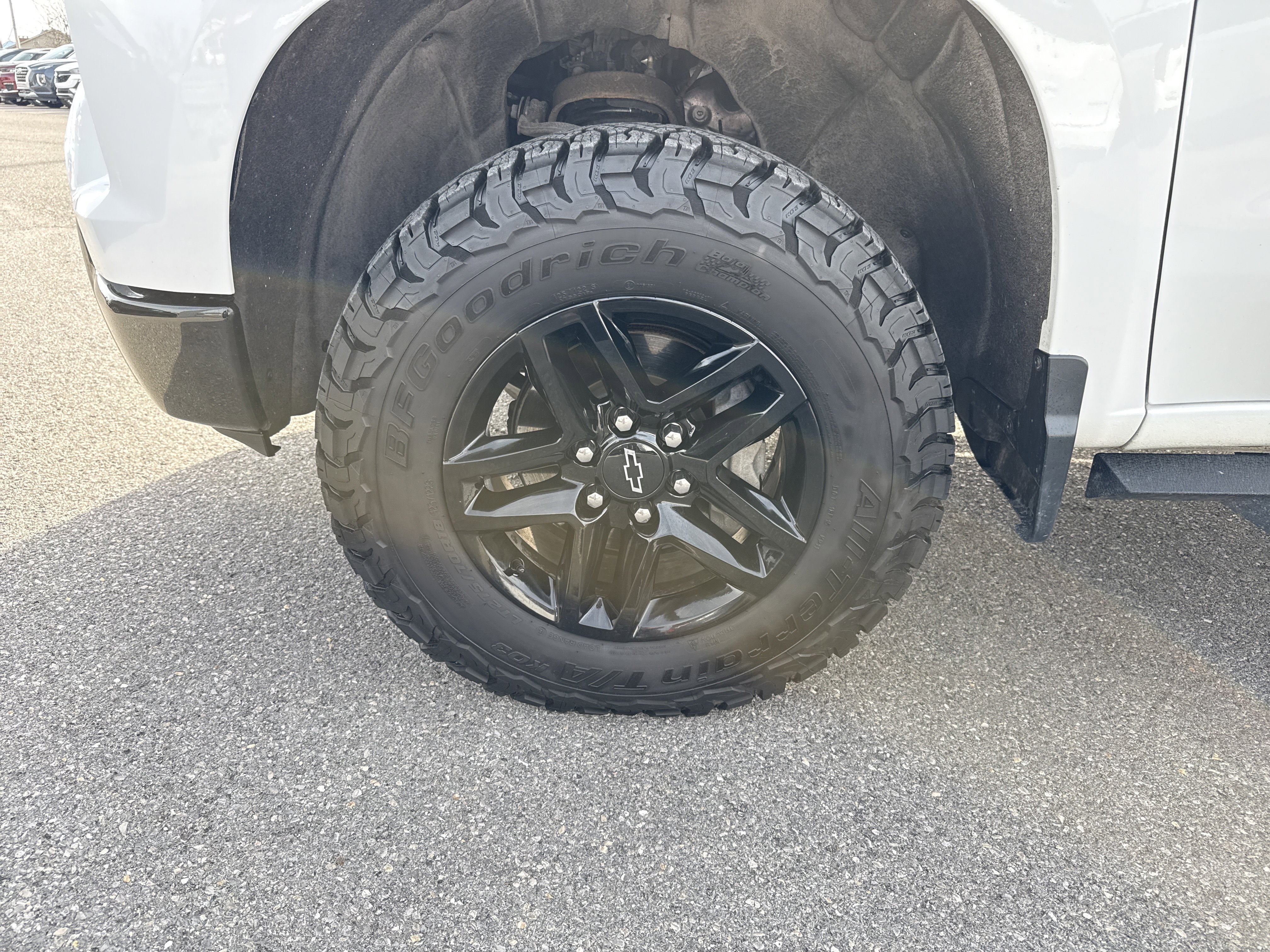 Used 2023 Chevrolet Silverado 1500 LT Trail Boss w/ Convenience Package II image 15