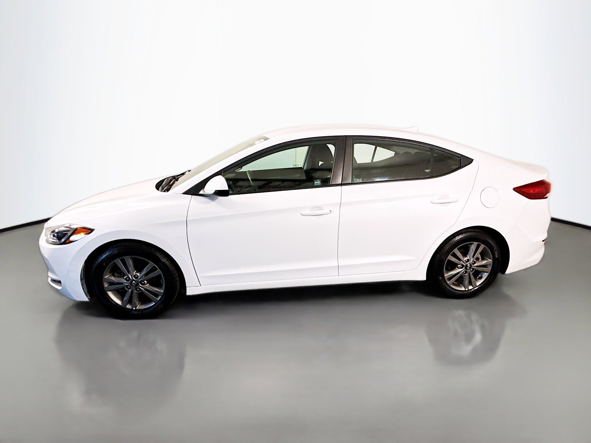 Used 2018 Hyundai Elantra SEL image 6