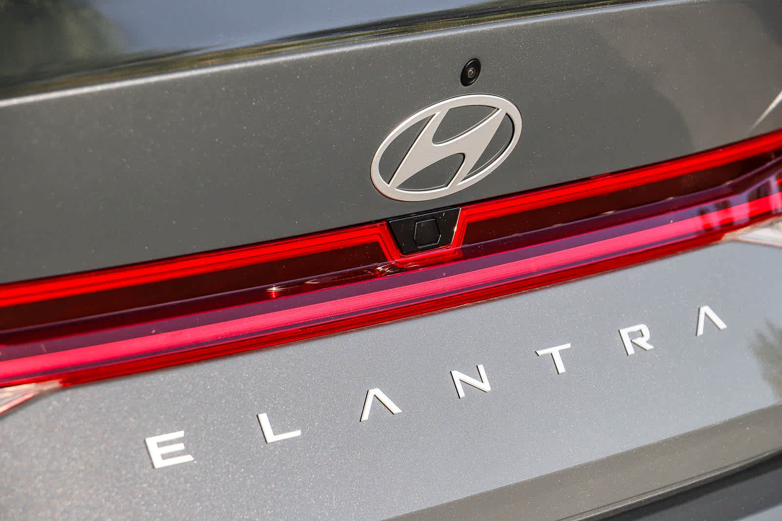 Certified 2025 Hyundai Elantra SEL FWD image 10