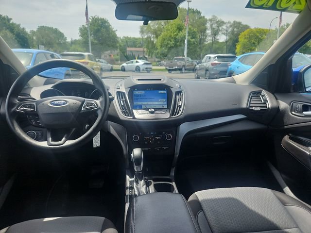 Used 2018 Ford Escape SE w/ SE Sync 3 Package FWD image 13