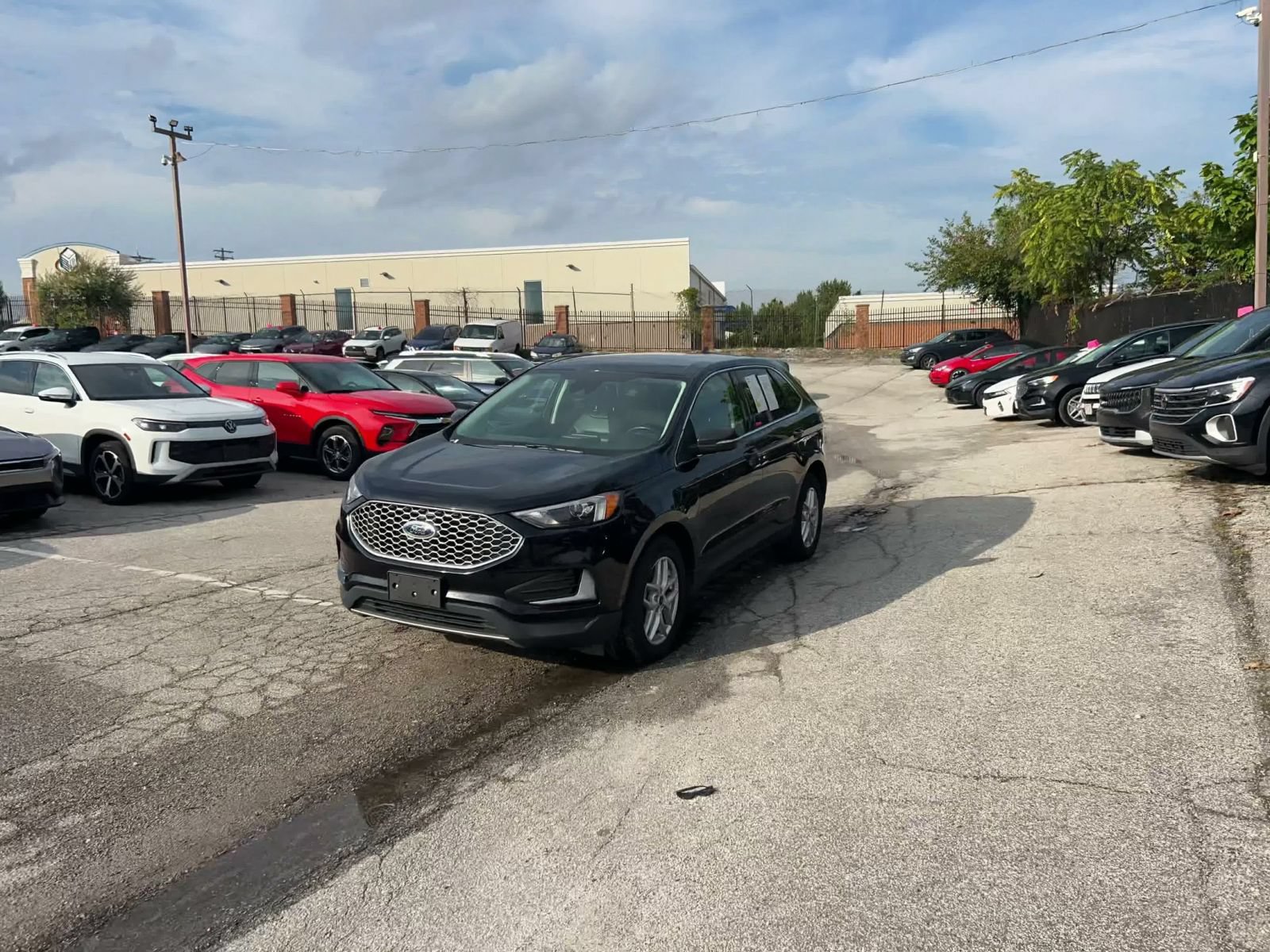 Used 2023 Ford Edge SEL AWD/4WD image 6