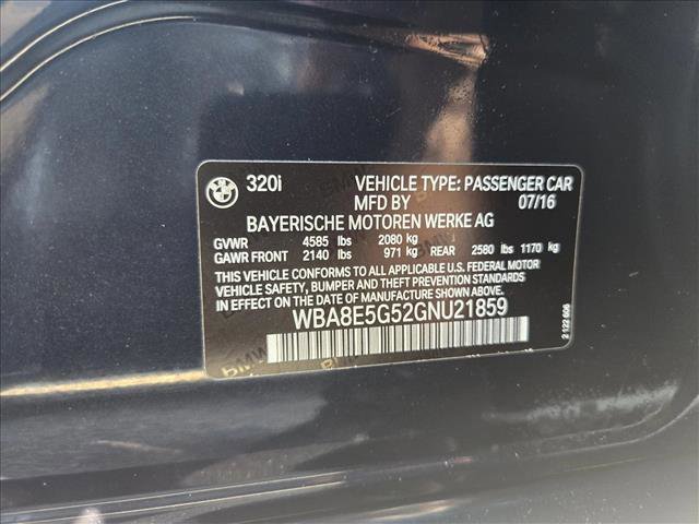 Used 2016 BMW 320i xDrive Sedan image 24