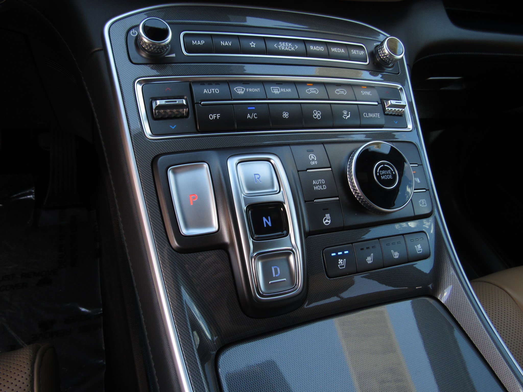 Used 2022 Hyundai Santa Fe Calligraphy image 21