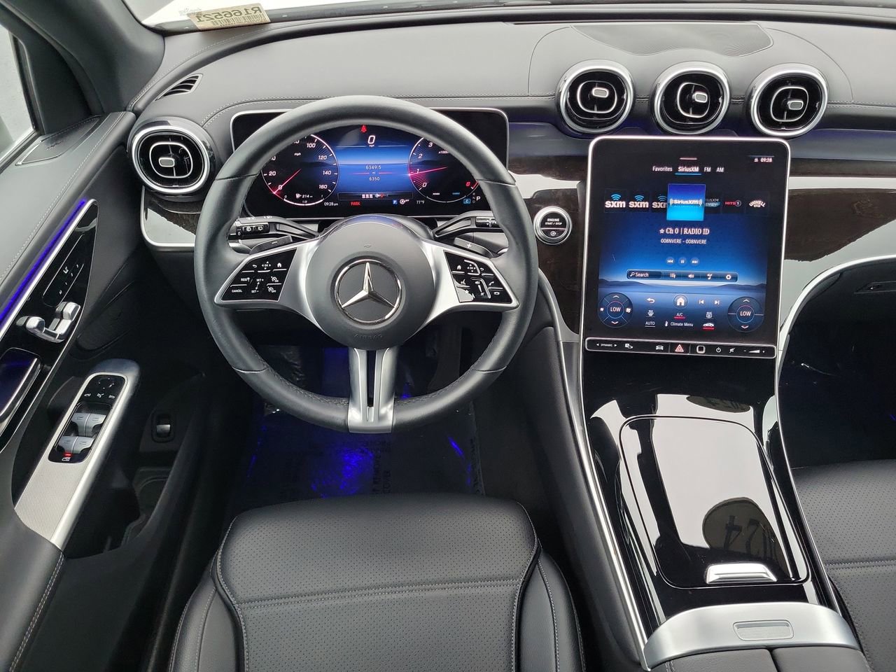 Certified 2024 Mercedes-Benz GLC 300 image 14