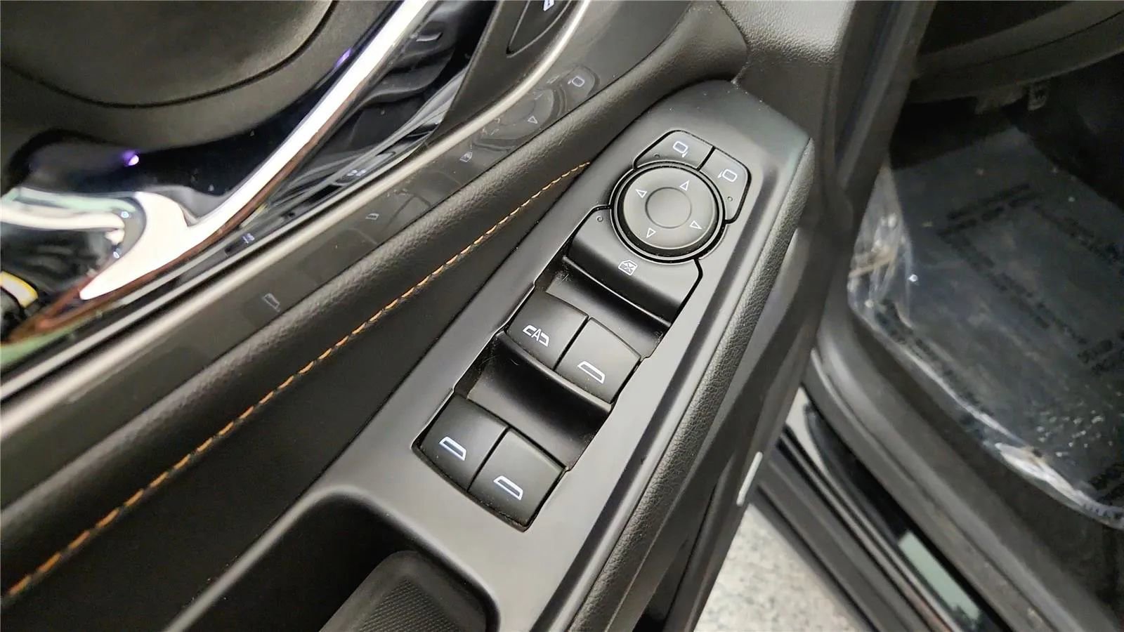 Used 2018 Chevrolet Traverse LT image 31