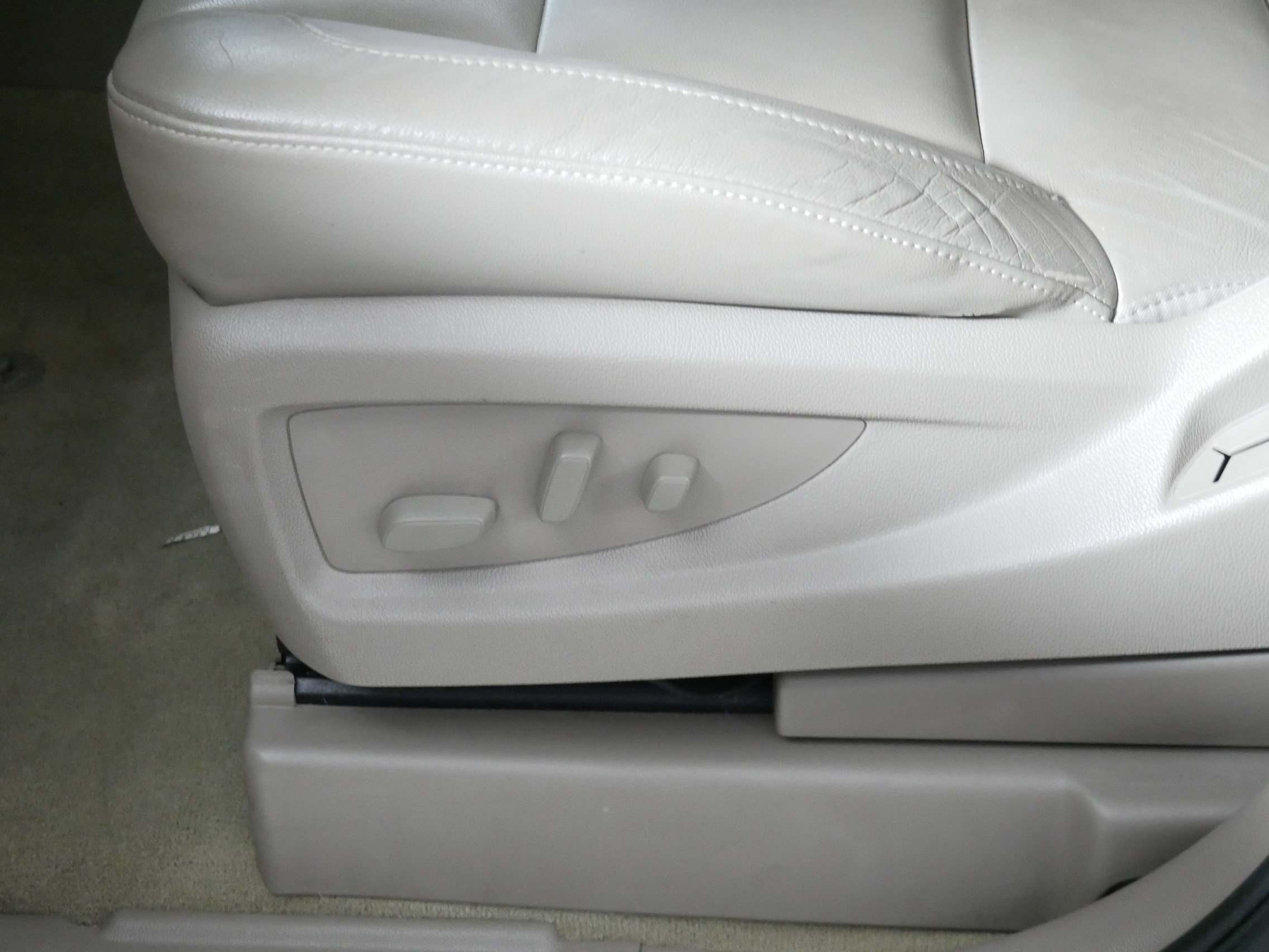 Used 2015 Chevrolet Tahoe LT AWD/4WD image 20
